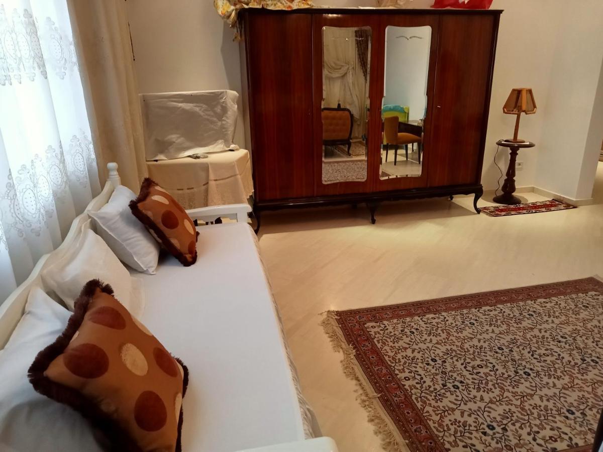 Chez Mme Jaouida Bed & Breakfast Кайроуан Екстериор снимка